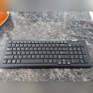 Acer (wired) keyboard